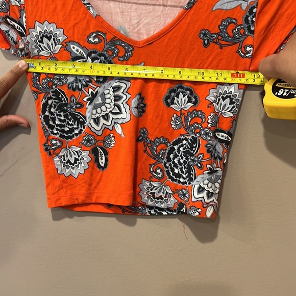 Garage Crop top - Picture 4 of 5